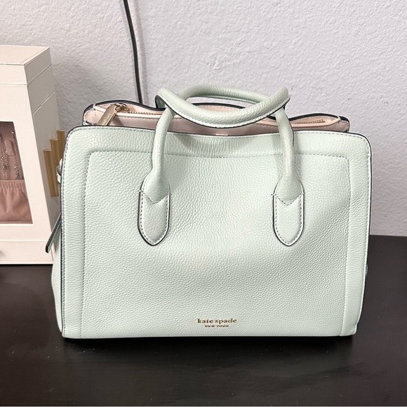 Kate Spade Purse - Picture 1 of 6